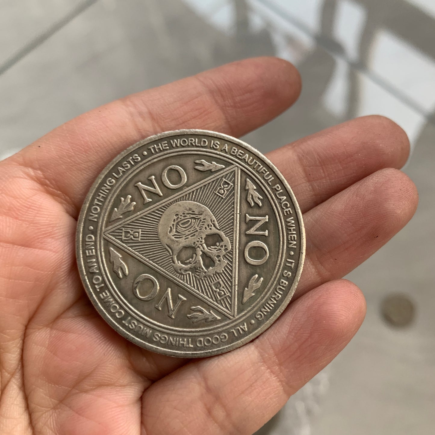 Brass coin “ YES NO Triangle ”