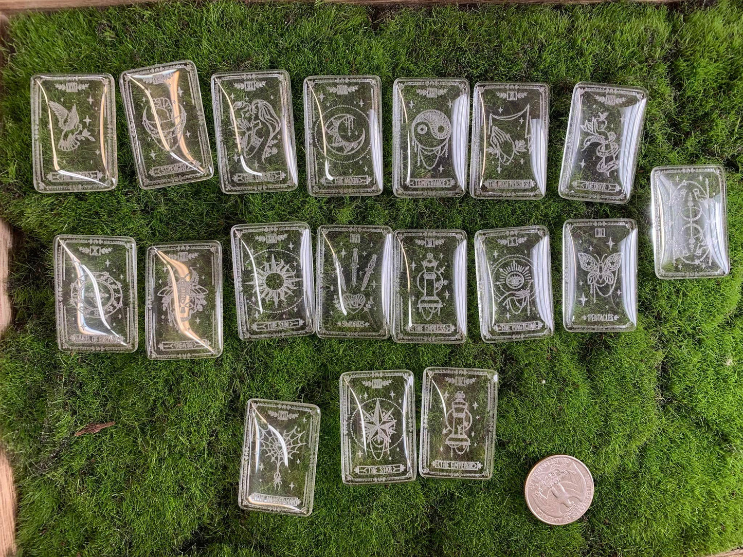 Engraved Glass Cab - Made to order - Tarot ( Version 1 )