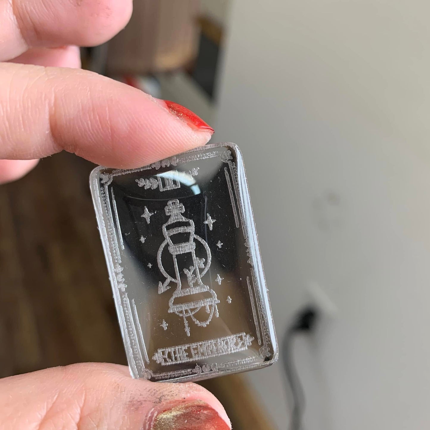 Engraved Glass Cab - Made to order - Tarot ( Version 1 )