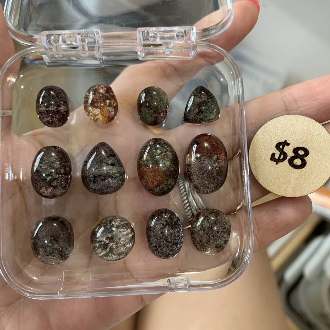 Garden Quartz Cabochon - Oval - $8