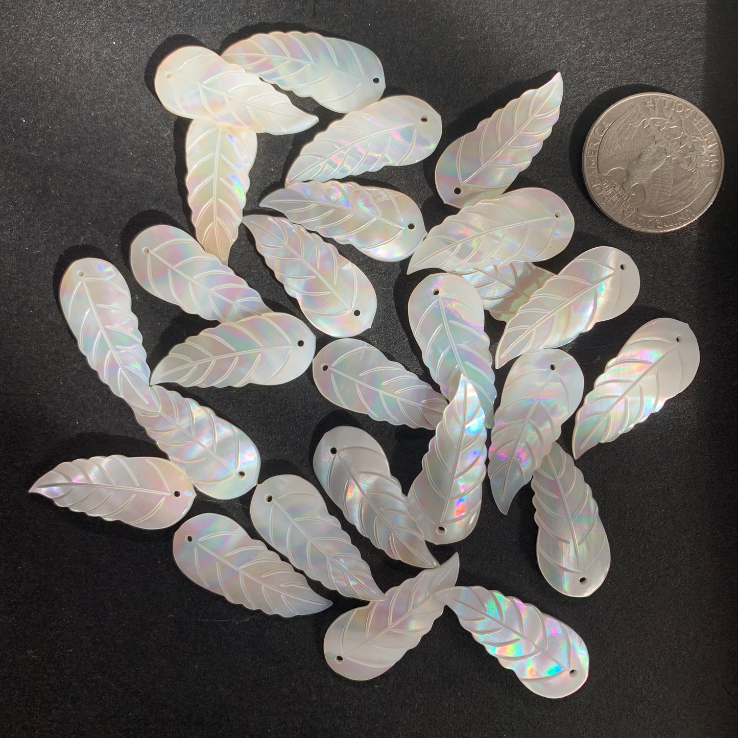 Mother of Pearl - Leaf - 12 x 30mm