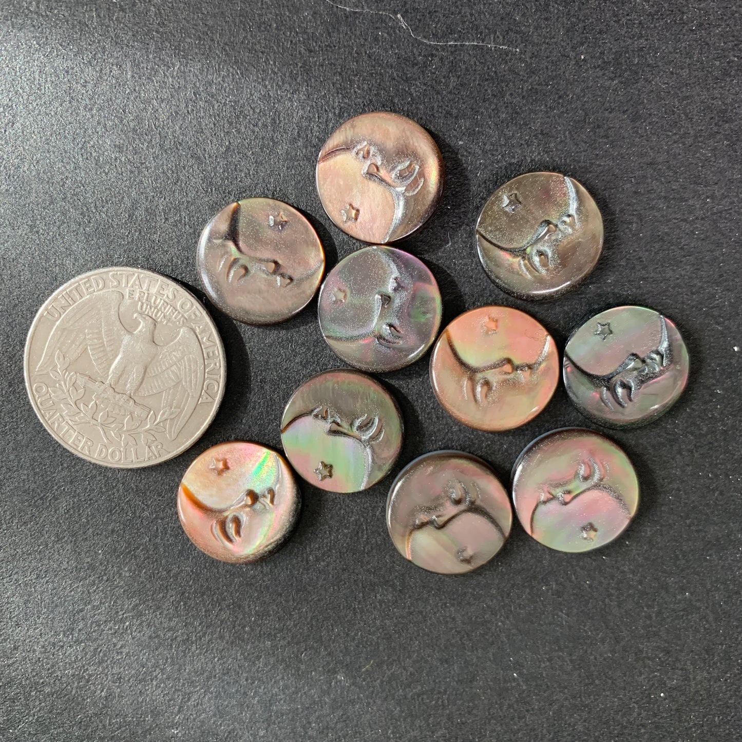 Mother of Pearl - Moon star - 15mm