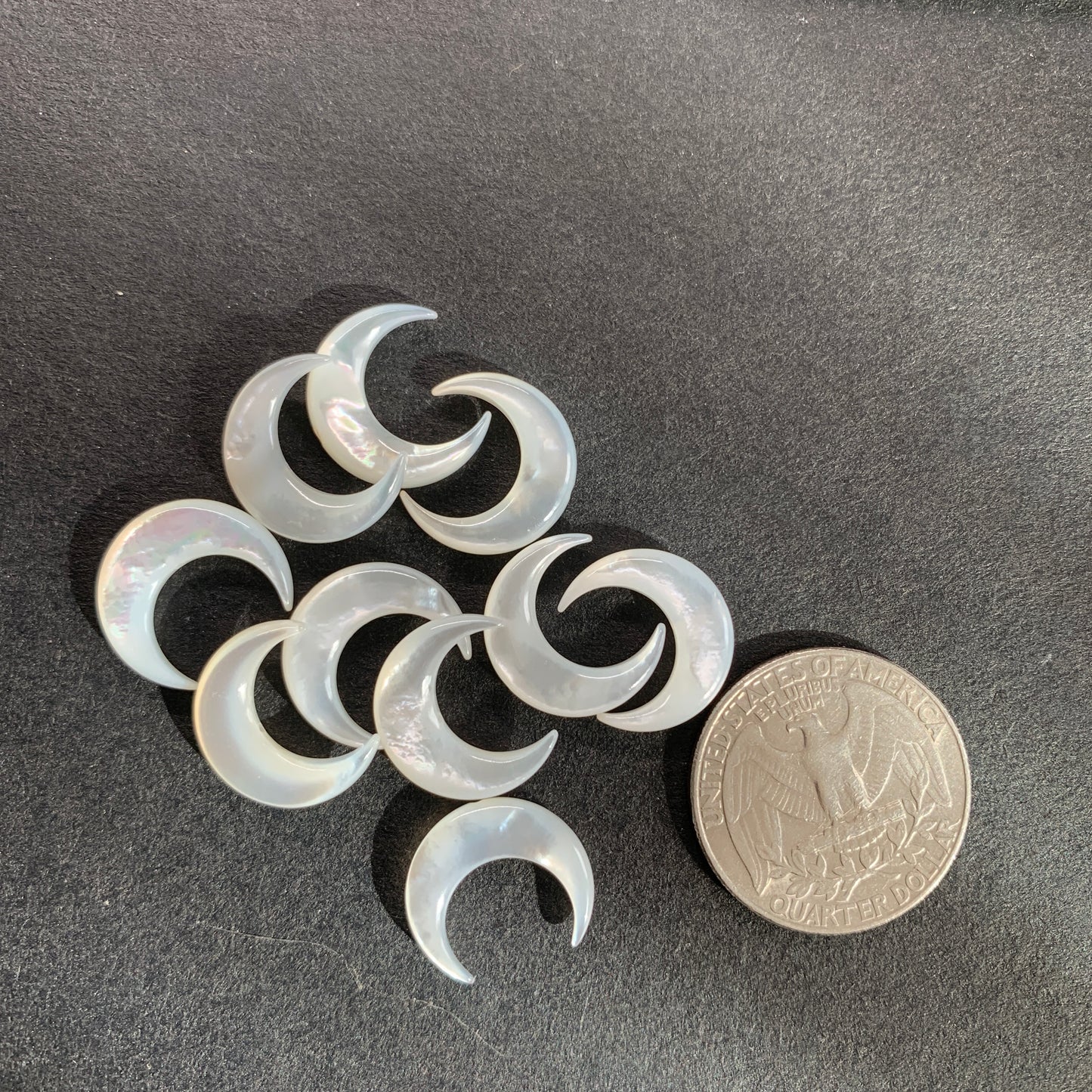 Mother of Pearl - Moon - 15mm
