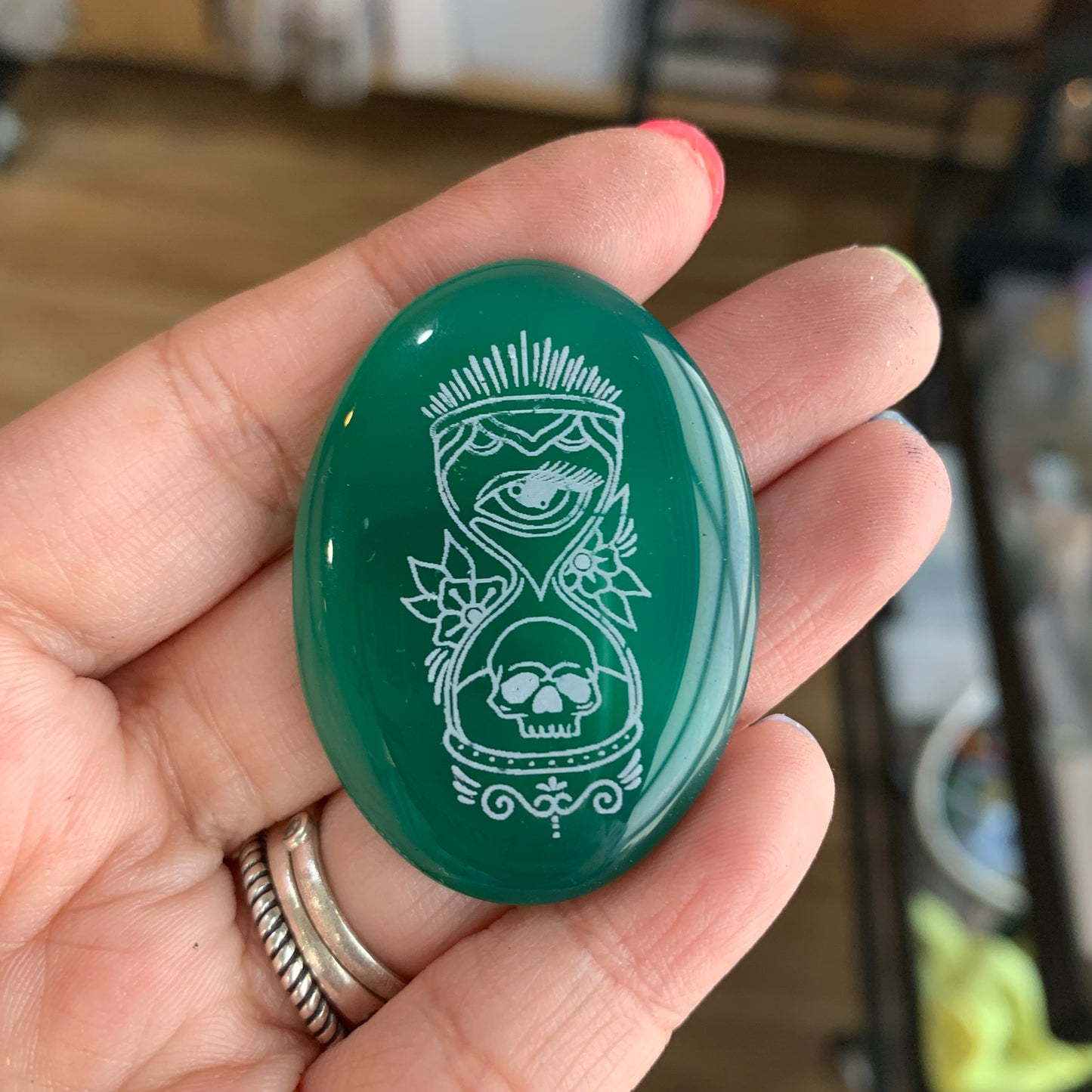 Engraved Onyx Cabochon