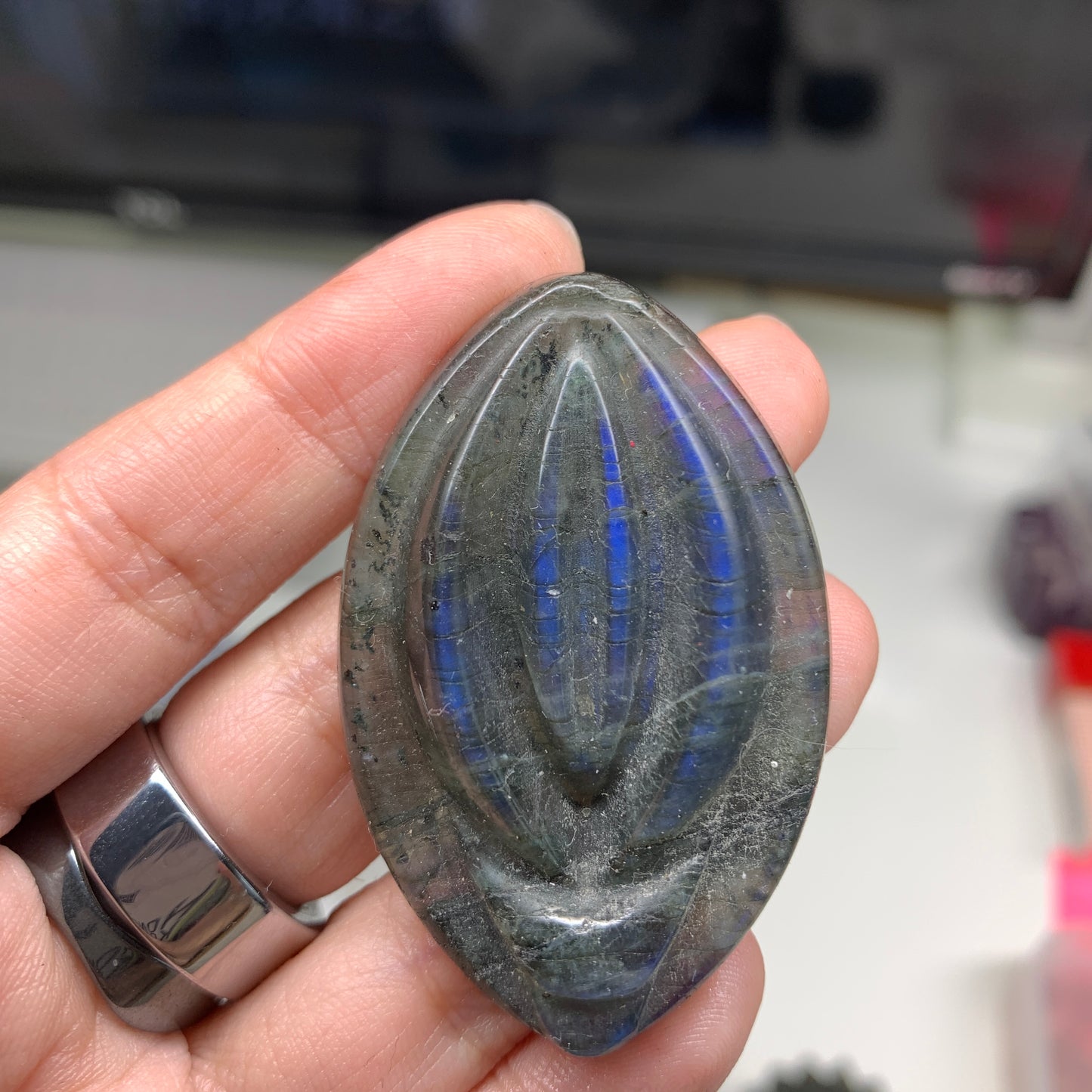 Labradorite Carving (LABCAV052)