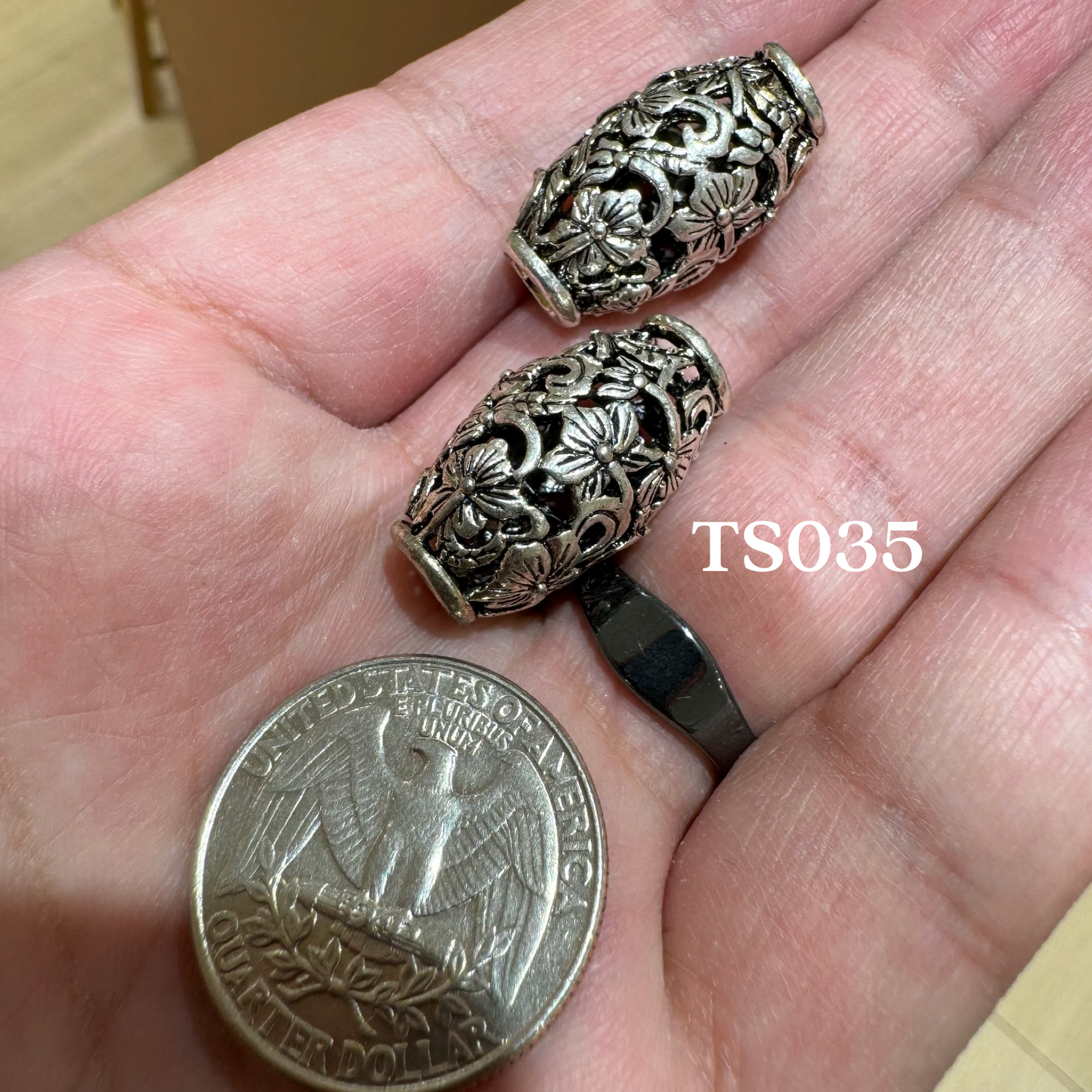 Tibetan Silver Charm / Bead (TS035)