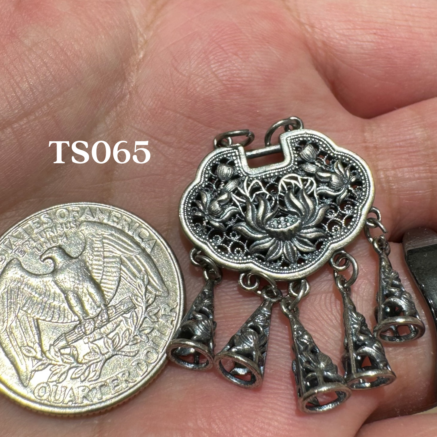 Tibetan Silver Charm / Bead (TS065)