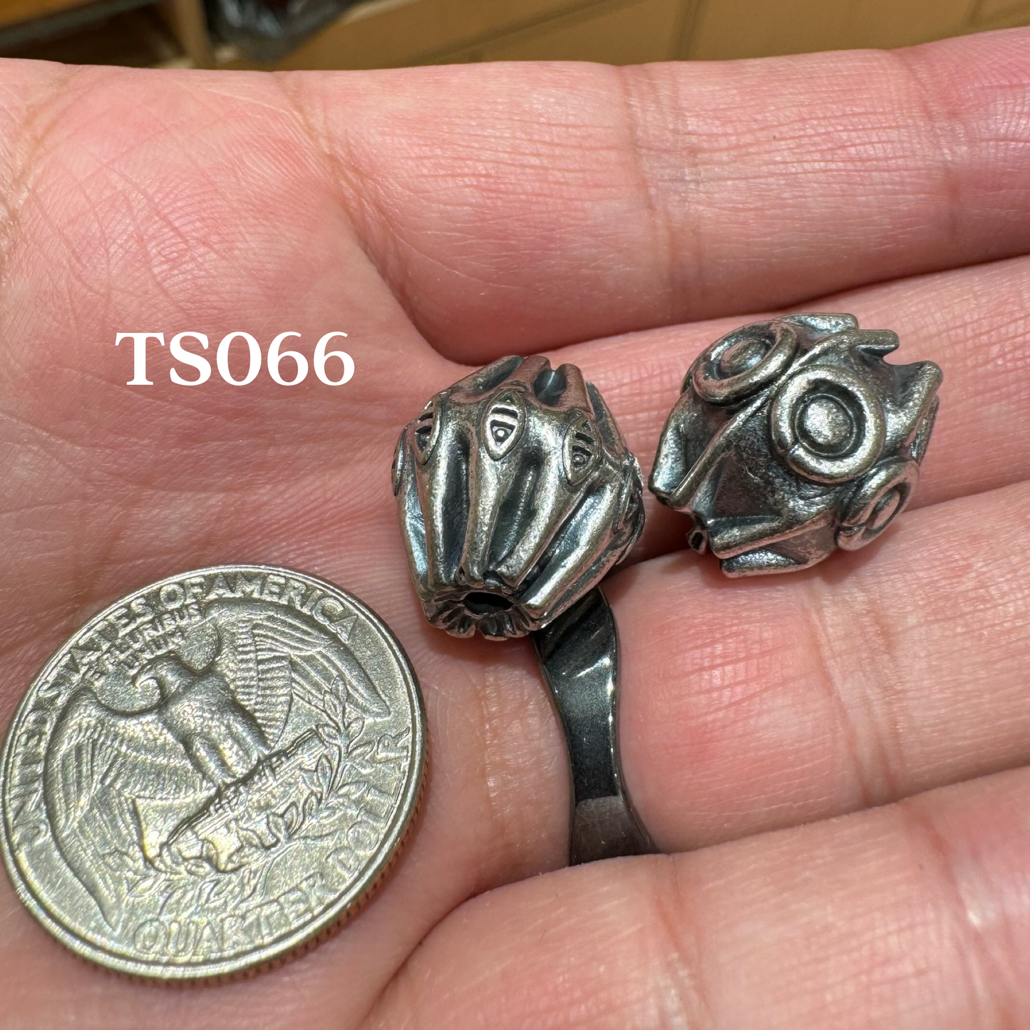 Tibetan Silver Charm / Bead (TS066)