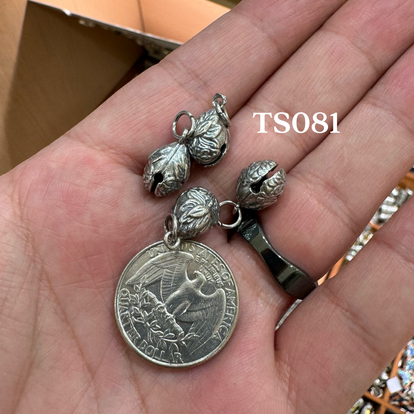 Tibetan Silver Charm / Bead (TS081)