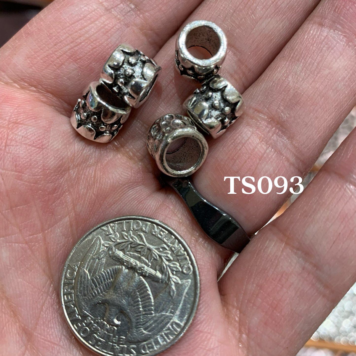Tibetan Silver Charm / Bead (TS093)