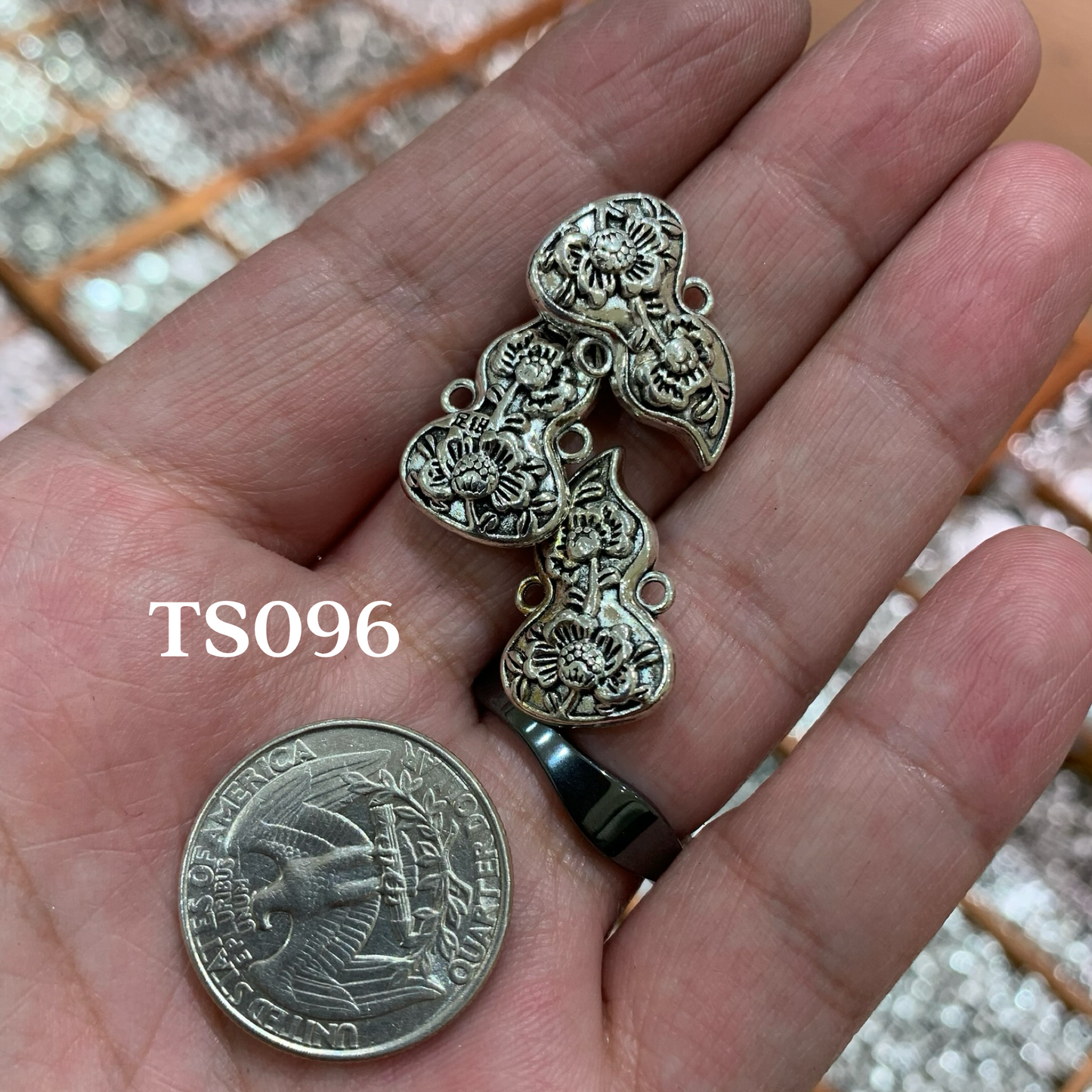 Tibetan Silver Charm / Bead (TS096)