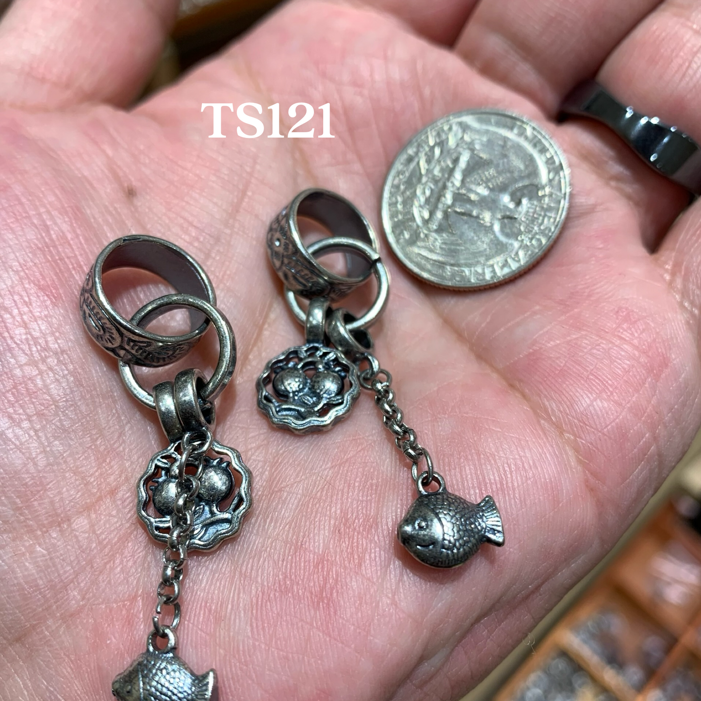 Tibetan Silver Charm / Bead (TS121)