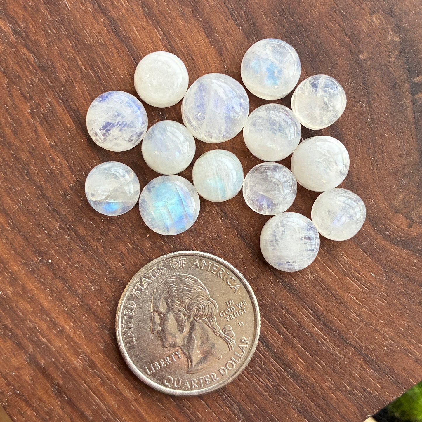 Moonstone - Small Cabochon - Oval - Round