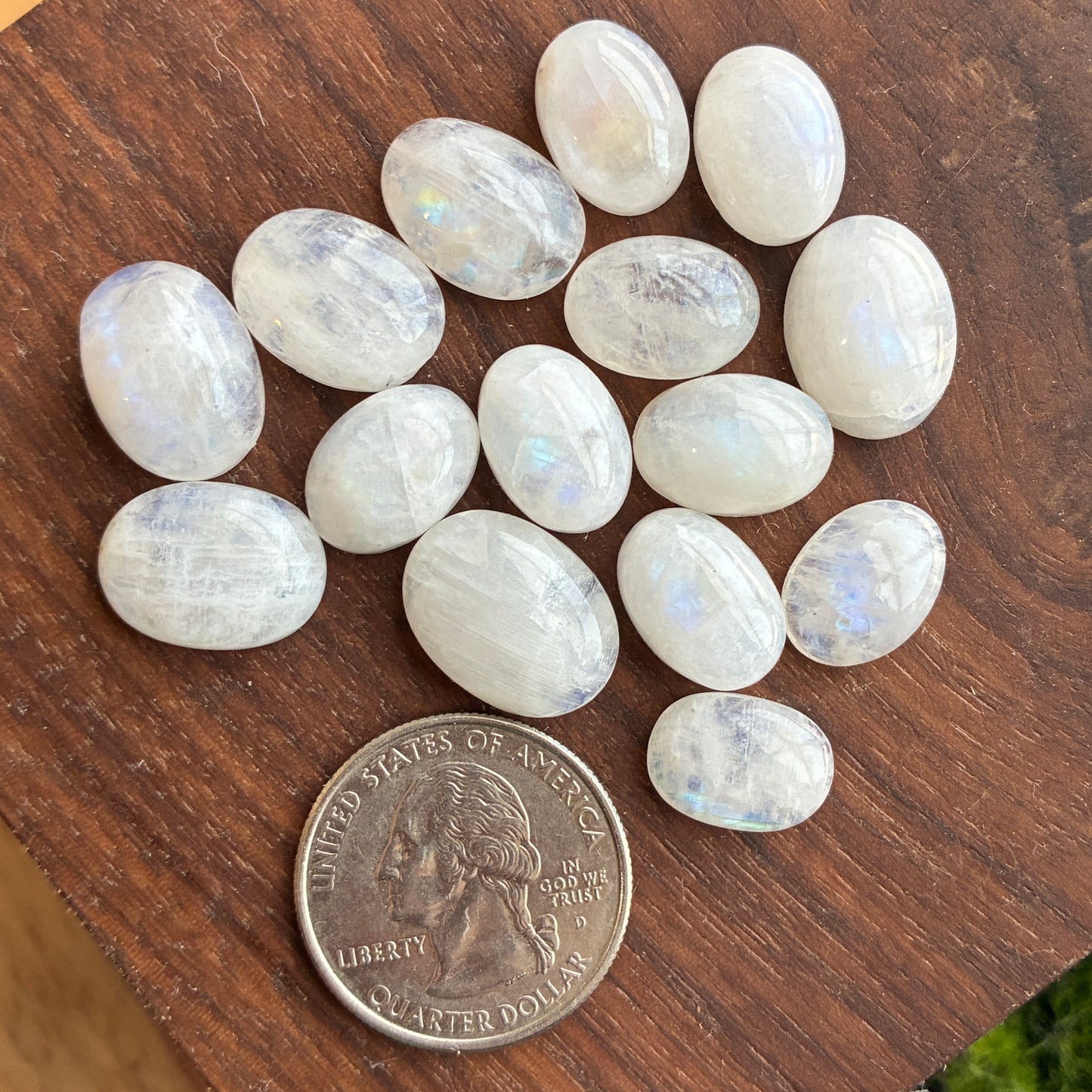 Moonstone - Small Cabochon - Oval - Round