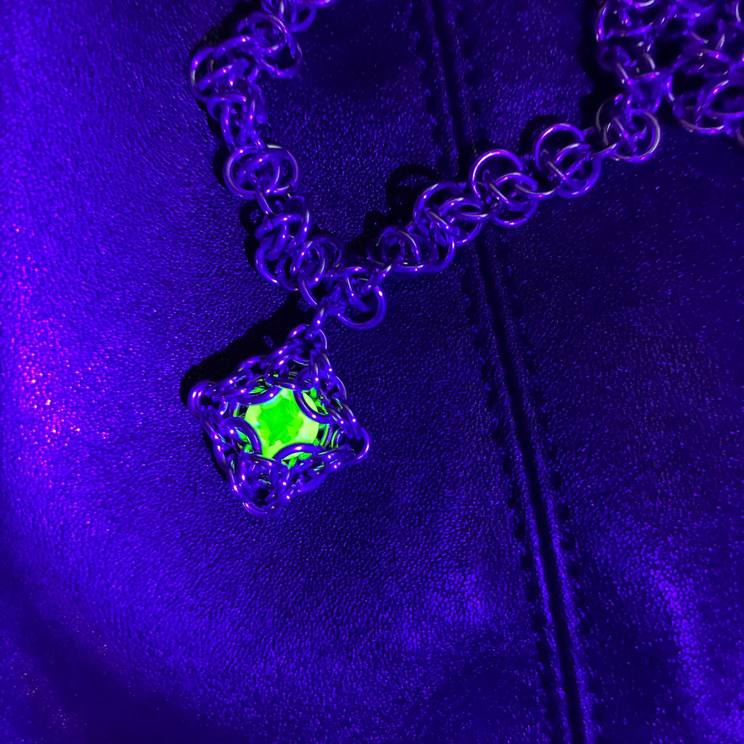 Stainless Steel Uranium Glass Pendant Chain