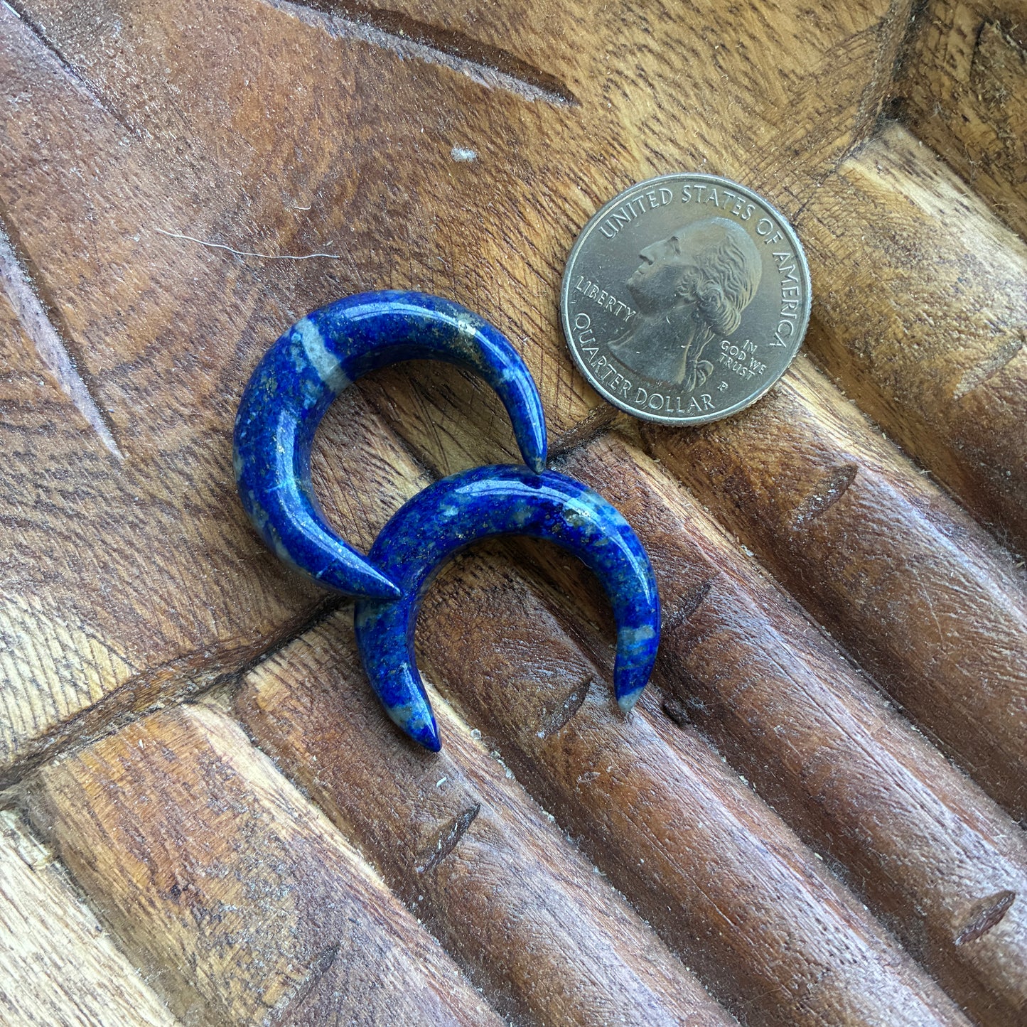 Skinny puffy moon - 30mm - Opalite - Blue Sandstone - Gold Sandstone - Clear quartz - Rose Quartz - Green Aventurine - Tiger Eye - Lapis