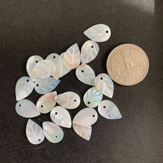Mother of Pearl - Leaf - 10 x 14mm