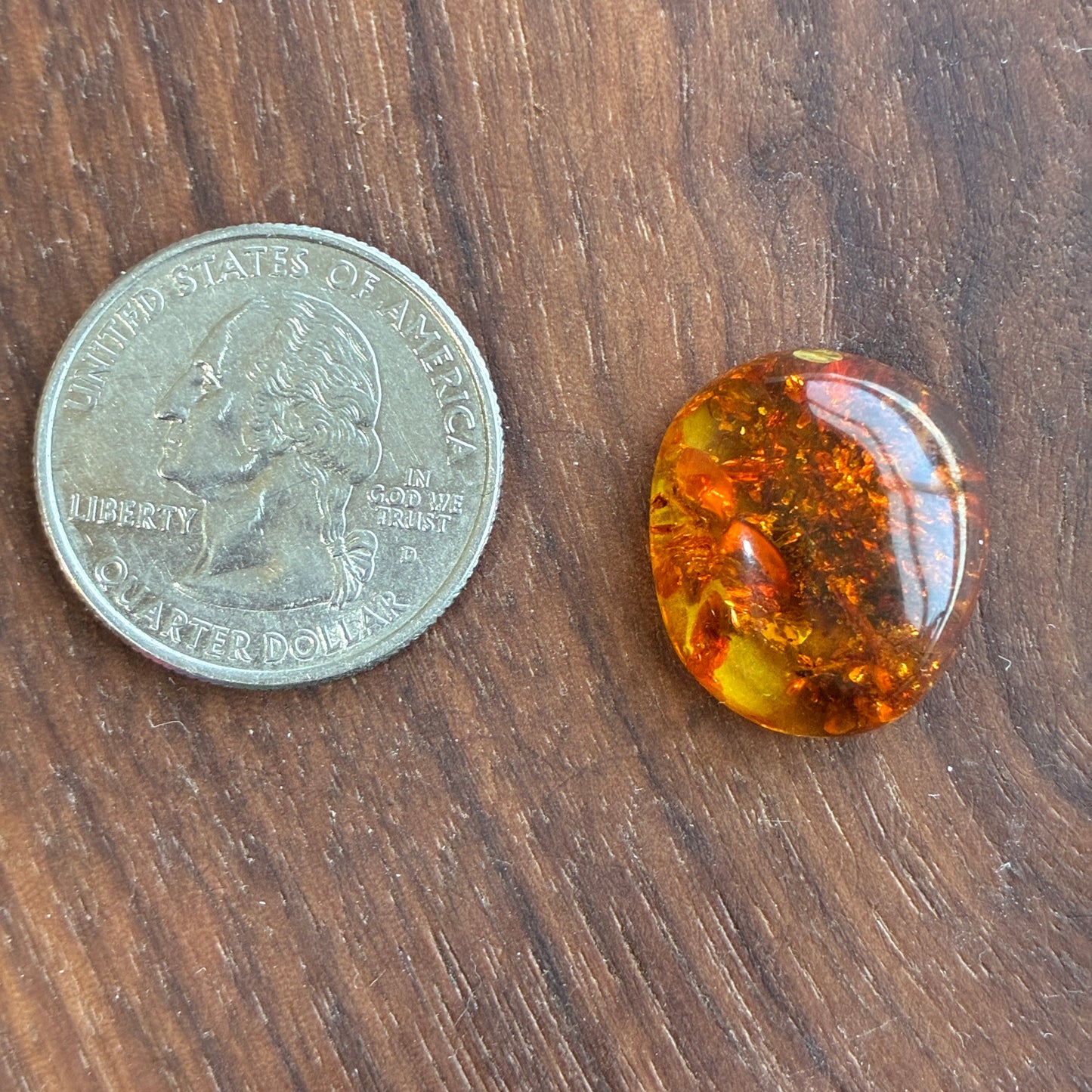 Flower Amber - Teardrop - Flatback - UV reactive - Pendant Size