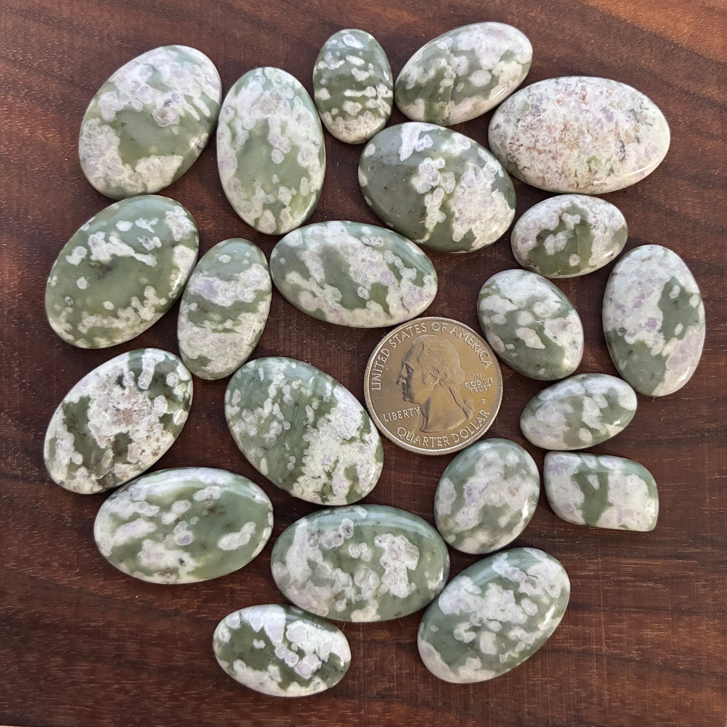 Peach Jade Cabochon - Oval - Ring Size