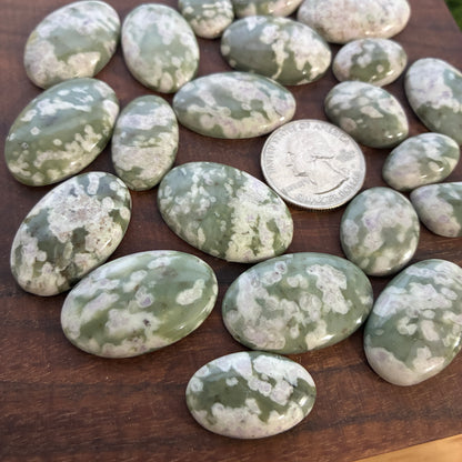 Peach Jade Cabochon - Oval - Ring Size