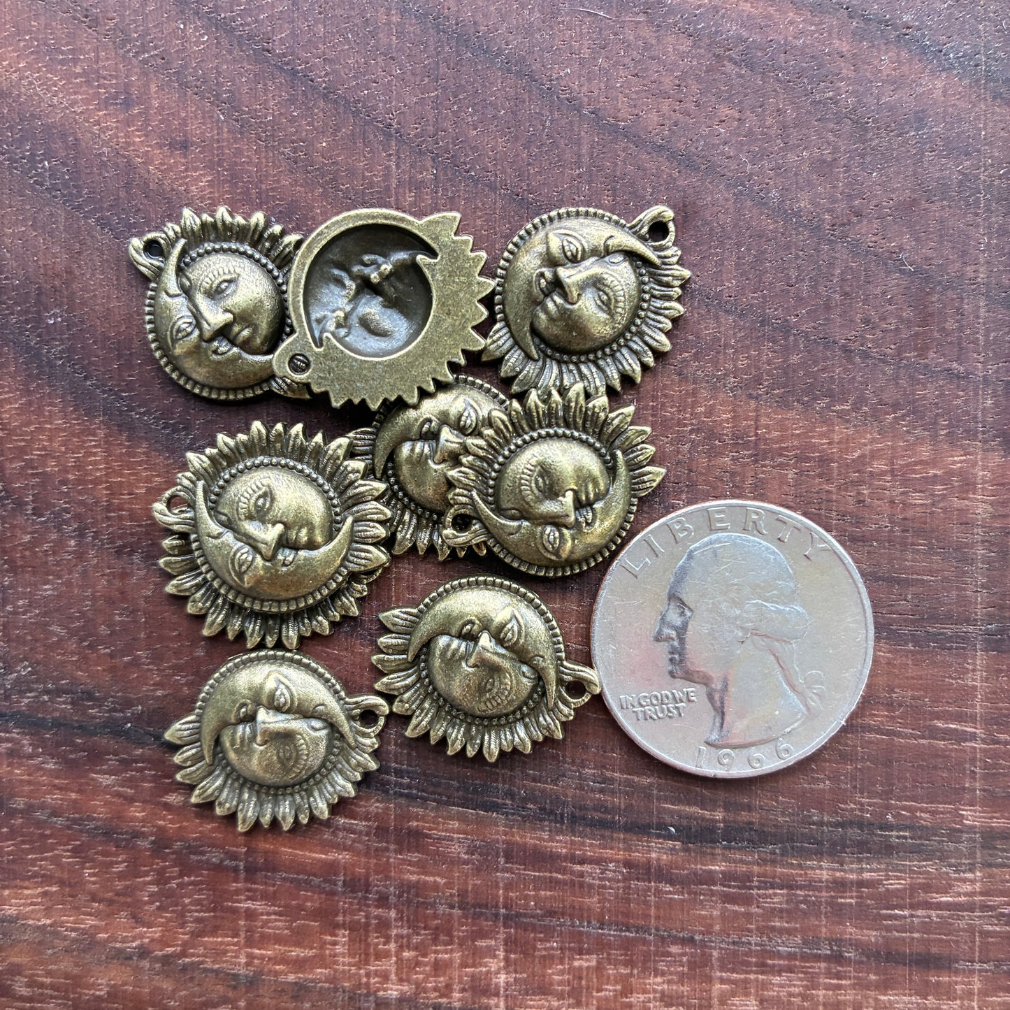 Metal Findings - Sun Moon Charm - Bronze