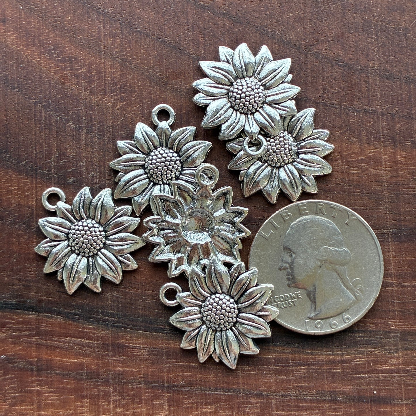 Metal Findings - Sunflower Charm - Bracelet