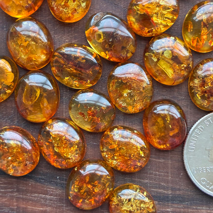 Flower Amber - Cabochon - Ring size - 12 x 14mm - UV Reactive