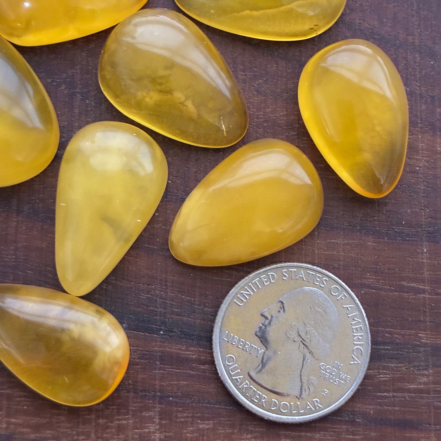 Amber - Teardrop - Cabochon