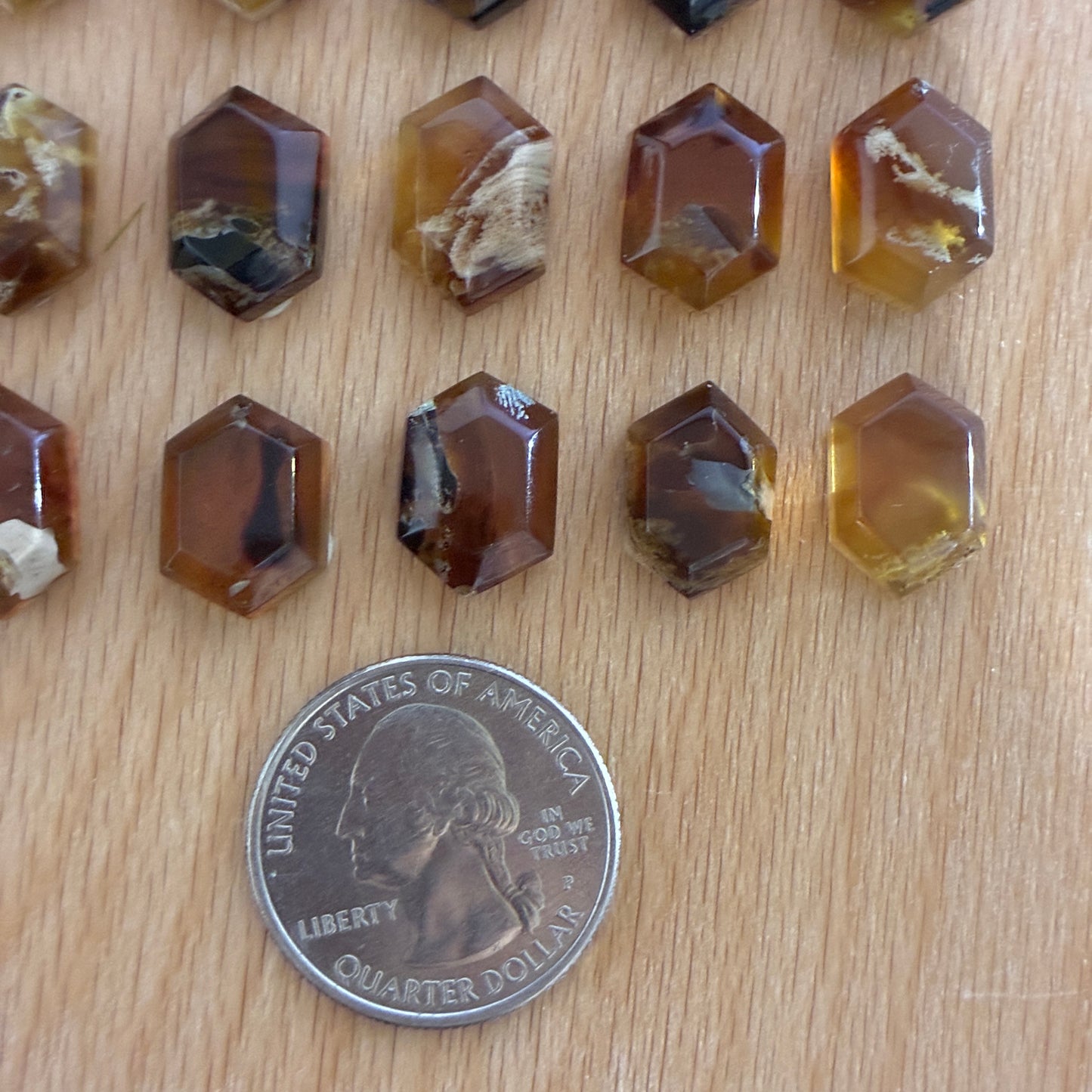 Indonesia Grass Amber - Cabochon - UV Reactive - Blue Amber