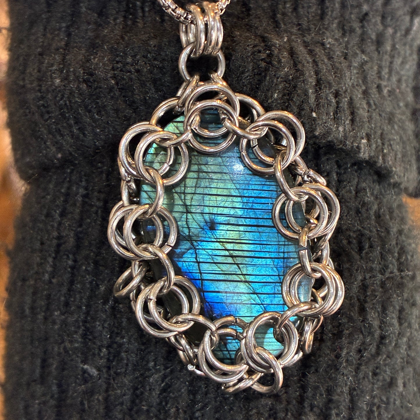 Stainless Steel Chainmail Labradorite Pendant