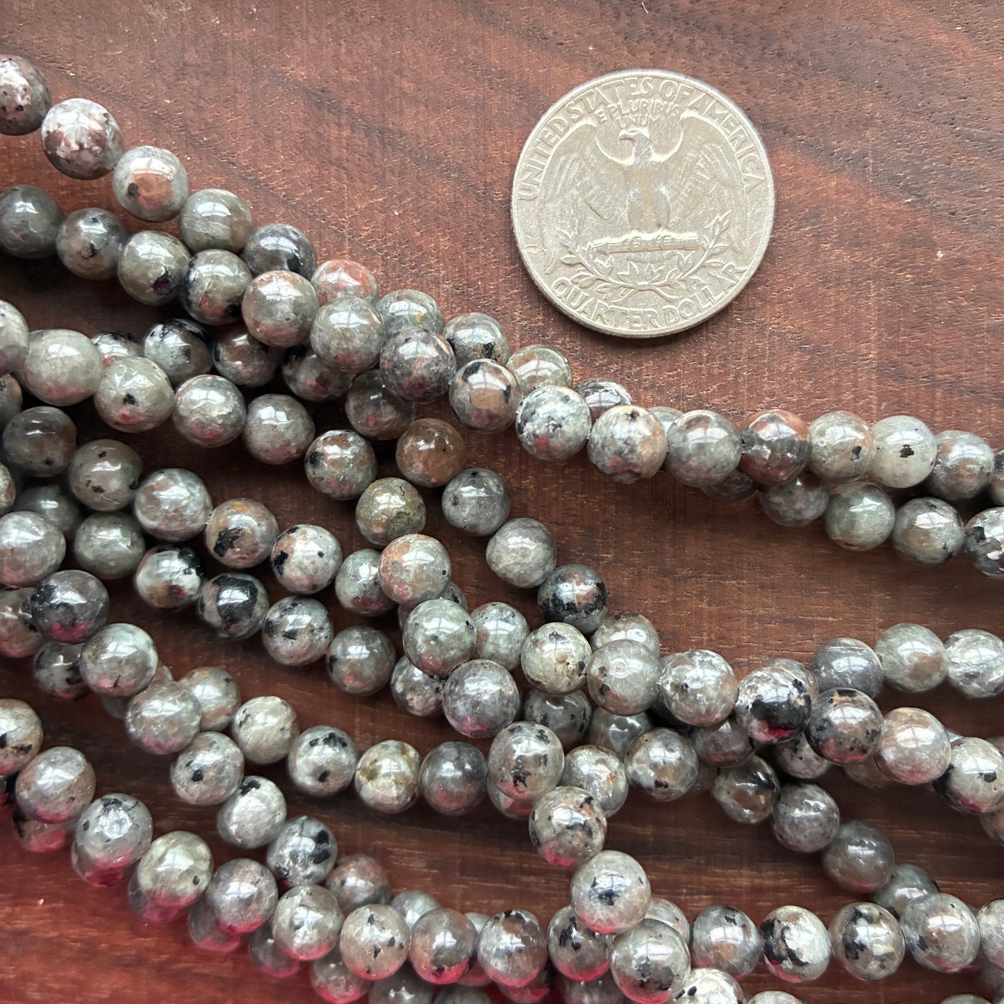 6mm Yooperlite Round Bead Strand (UV Reactive)