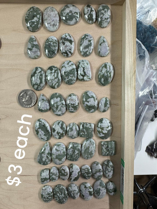 Peace Jade Cabochon - Sale - $3