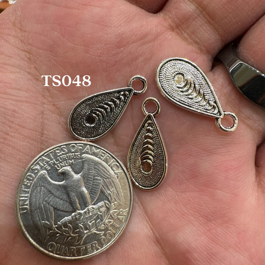 Tibetan Silver Charm / Bead (TS048)