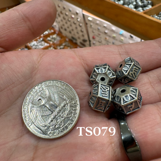 Tibetan Silver Charm / Bead (TS079)