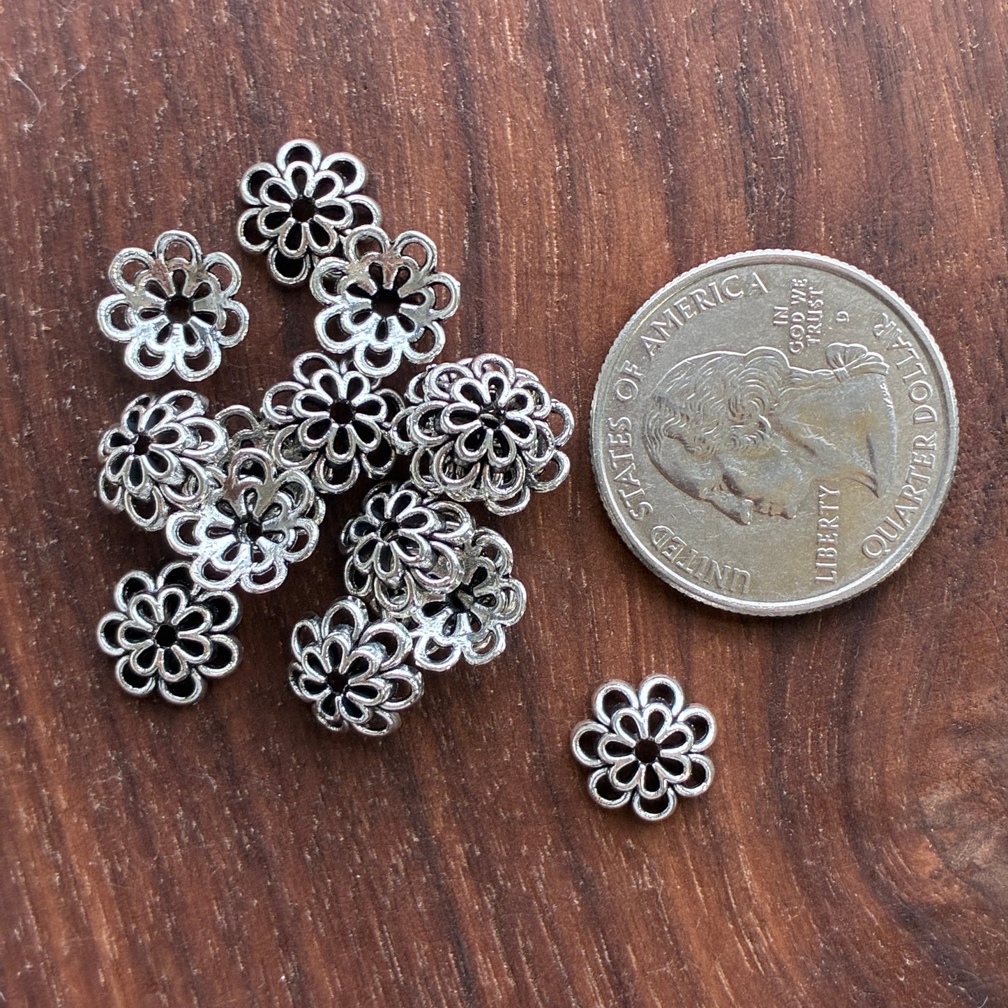 Flower Bead Cap 10mm 